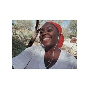 Meet your Posher, Na'Imah